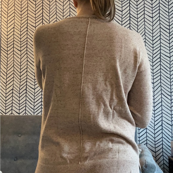 BR Factory heathered oatmeal sweater - Picture 3 of 6